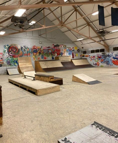 Inside Skatepark, Indoor Skatepark, Skatepark Design, Skateboard Park, Vintage Skate, Skate Park, Google Search, Music, Design