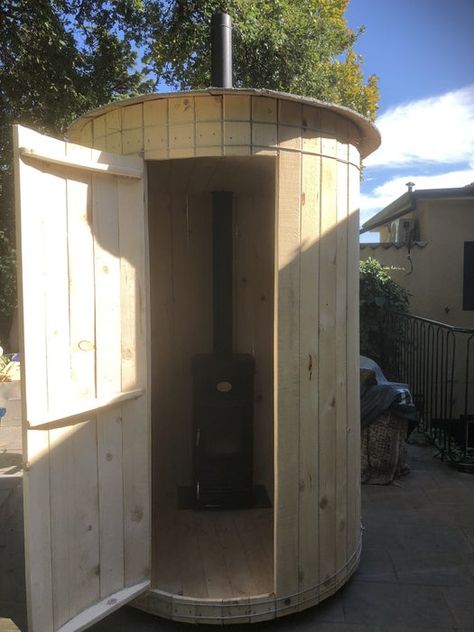 Finnish Sauna Cheap Very Small Easy to Build, and Mobile! : 9 Steps - Instructables Sauna Wood Stove, Homemade Sauna, Building A Sauna, Wood Sauna, Wooden Mobile, Sauna Diy, Sauna House, Dry Sauna, Finnish Sauna