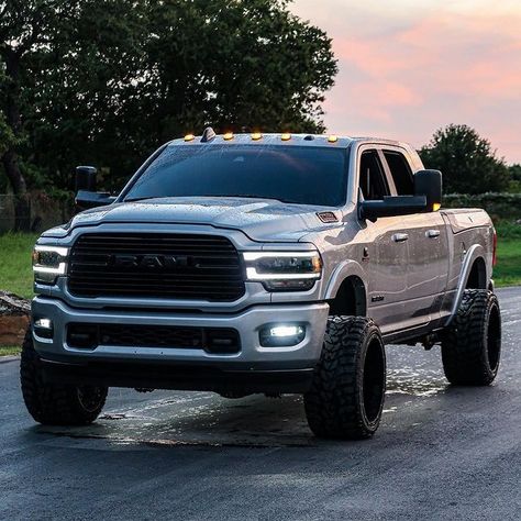 Dodge Laramie, Ram Trucks Lifted, Truck Builds, Future Aspirations, Cummins Diesel Trucks, Dodge Ram Diesel, Dodge Diesel Trucks, Trucks Lifted, Country Trucks