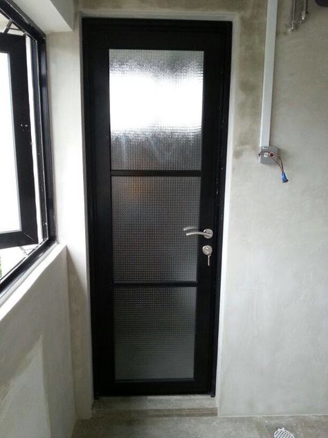 Aluminium Doors & Gates - DOCTOR DOORS DECOR PTE LTD White Bathroom Door, Bathroom Door Design Aluminium, Bathroom Door Design Modern, Toilet Door Ideas, Toilet Door Design, Aluminum Bathroom Door, Bathroom Door Lock, Glass Bathroom Door, Bathroom Door Design