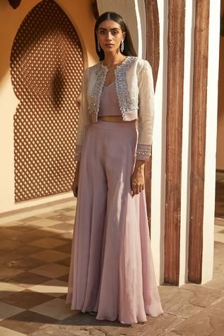 Organza Jumpsuit Outfit, Sharara Fashion Illustration, Indian Jumpsuit Outfit With Jacket, Designer Traditional Outfits Woman, Western Dhoti Outfits, Dhoti Style Skirt, Fusion Wear Indian Western, Dress For Diwali Festival, Diwali Dresses For Women