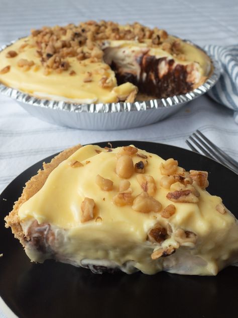 Texas Yum Yum, Walnut Cream Pie 12 Tomatoes, Texas Yum Yum Dessert, 12tomatoes Recipes, Rustic Desserts, Rustic Dessert, 12 Tomatoes Recipes, Kinds Of Pie, Texas Food