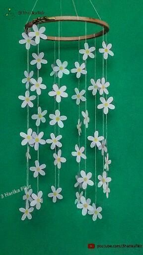 #papercraftsupplies #card #papercraftingsupplies #handmade Paper Art, Painted Paper: 9 Paper Crafts to Try Learn Paper Crafts & DIY Arts Daisy Diy Decorations, Aesthetic Diy Room Decor With Paper, Daisy Room Decor Ideas, Spring Aesthetic Decor, Aesthetic Diy Room Decor Ideas With Paper, Ideas Para Decorar Mi Cuarto, Spring Room Aesthetic, Crafts With Tissue Paper, Spring Room Decor Diy