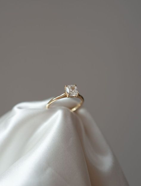 Minimal Engagement Ring, خواتم خطوبة, Small Engagement Rings, Elegant Wedding Rings, Gold Solitaire Engagement Ring, Cushion Cut Engagement, Cute Engagement Rings, Future Engagement Rings, Cushion Cut Diamond