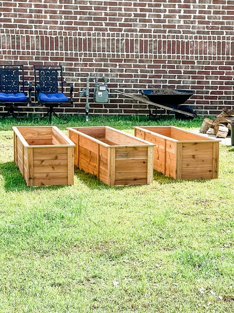 Easy DIY Raised Garden Bed for under $25 — Bourn To Create Easy Raised Beds Diy, Veggie Box Garden, Build Your Own Raised Garden Bed, Raised Planter Beds Diy, Building Raised Garden Beds Easy Diy, Building A Planter Box Easy Diy, Raised Planters Diy, Cedar Raised Garden Beds Diy, Diy Wood Flower Boxes