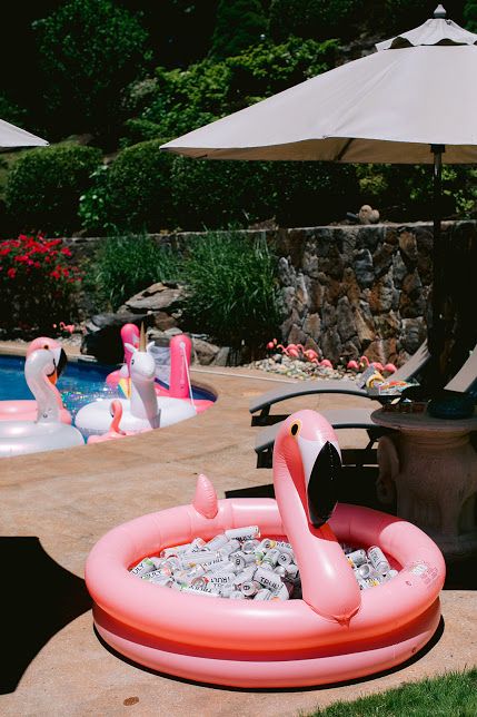 Girly Pool Party Ideas, Tea Party Pool Party, Pink Pool Decor, Pool Bach Party, Pink Pool Party Ideas, Pink Disco Pool Party, Hot Pink Pool Party, Barbie Pool Party Decorations, 30th Pool Party Ideas