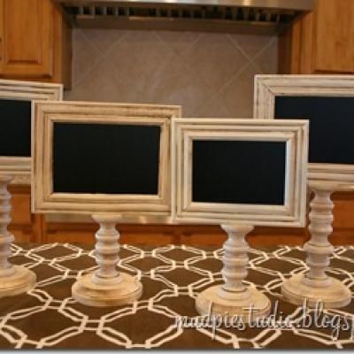 Wouldn’t these chalkboard pedestal frames be fabulous food tags for a dessert bar?!  The frames and pedestals can be purchased at your local craft store.  A wonderful thing about these is that you can reuse them over and over. Food Tables, Super Saturday, Diy Chalk, Diy Chalkboard, Framed Chalkboard, Craft Show Displays, Craft Show Ideas, Craft Time, Craft Fairs