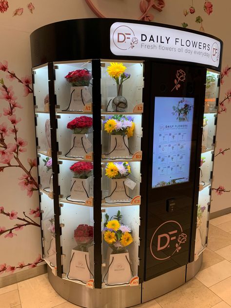 Luxe flower vending machine van Daily Flowers Flower Vending Machine, Bakery Reference, Cool Vending Machine Ideas, Vending Machine Ideas, Vending Machines In Japan, Vending Machine Design, Flower Shop Interiors, Vending Machine Business, Japan Flower