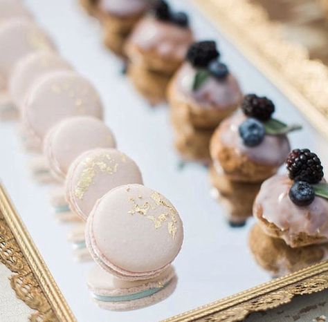 Finger Desserts, Cake Table Birthday, Martha Weddings, Wedding Treats, Food Displays, Dessert Buffet, Instagram Wedding, Martha Stewart Weddings, Eclairs