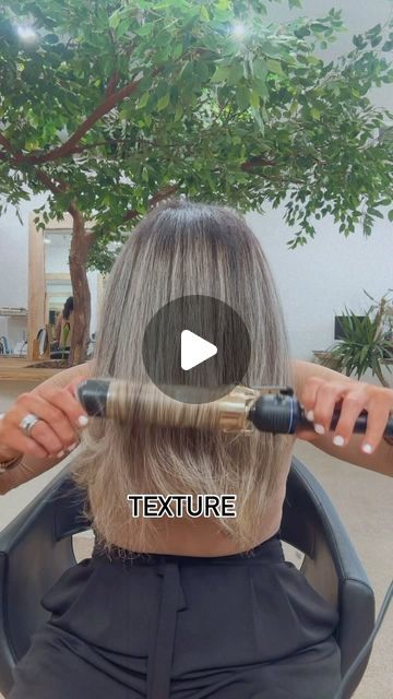 Blowout With Volume, Cindy Crawford Haircut, Blowout Haircut Medium Hair, Blowout Hair With Layers, At Home Hair Blowout, Blowout On Shoulder Length Hair, Blow Drying Layered Hair, Headless Blowout, Blowout Hairstyles Medium Length