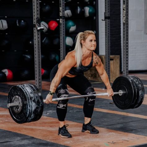 Dani Speegle Height Dani Speegle, Athlete Quotes, Crossfit Motivation, Young Athletes, Crossfit Athletes, Body Motivation, A Force, Muscle Women, Draco Malfoy