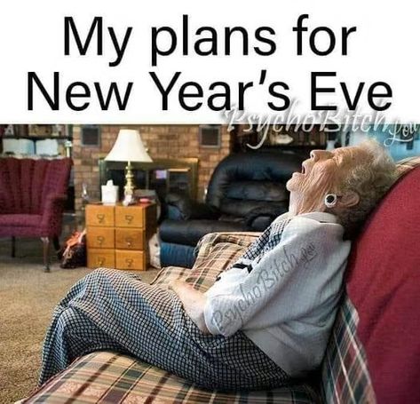 New Years Plans, Happy New Year Funny, Winter Humor, Funny New Year, Holiday Humor, Nurse Humor, Bones Funny, Memes Quotes, New Year's