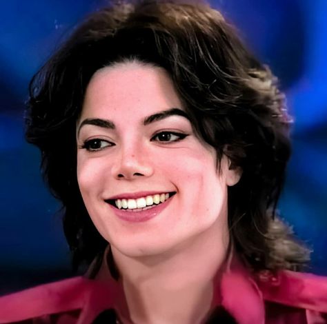 Michael Jackson 1995 Interview, Michael Jackson Cute Smile, Mj Smile, Michael Jackson Interview, Michael Jackson Hair, Cute Michael Jackson, Michael Jackson 1995, Michael Jackson Cute, Michael Jackson Icons