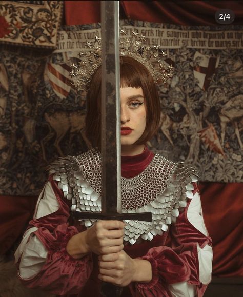 Knight Core, Joan Of Arc Costume, Modern Knight, Princess Knight, Girl Reference, Copy Cats, Saint Joan Of Arc, St Joan, Knight Costume