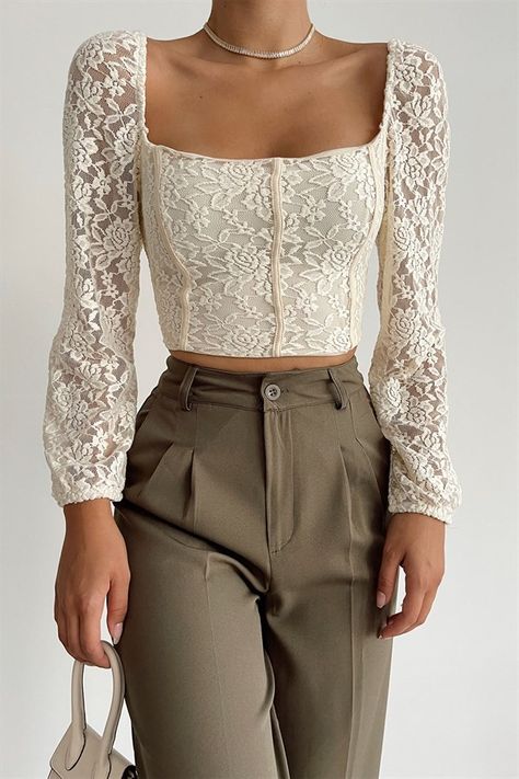 Lace Top Outfit Classy, White Lace Top Outfit, Lace Top Outfit White, Corset Top Long Sleeve, Lace Top Outfit, Corset Styles, Corset Outfit, Outfit Classy, Corset Fashion