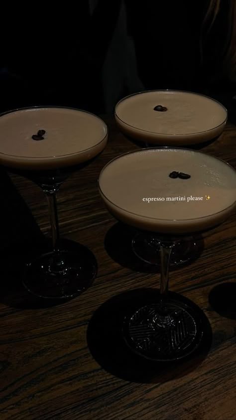 Espresso Martinis Aesthetic, Espresso Martini Instagram Story, Espresso Martini Captions, Drinks Insta Story, Espresso Martini Aesthetic, Espresso Aesthetic, Food Captions, Classy Fits, Fancy Drinks