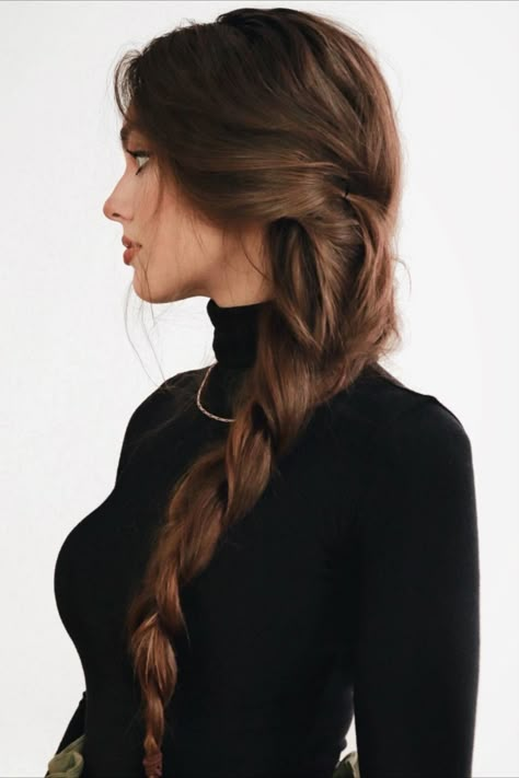 Simple, messy side braid for an everyday hairstyle! Pair with a black turtleneck & gold accessories for a put together yet laid back look. xo Jackie Wyers Hair Masks For Dry Damaged Hair, Messy Side Braid, Hair Fixing, Aesthetic Hair, Hair Day, Pretty Hairstyles, Hair Looks, Hair Tutorial, Cute Hairstyles