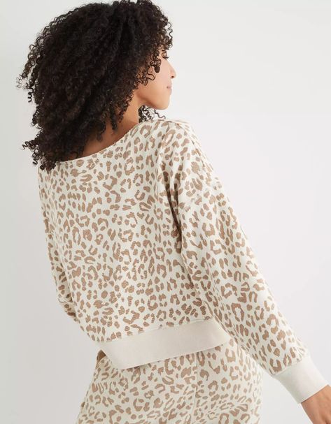 Aerie Sandy Fleece Sweatshirt Turtleneck Crewneck, Turtle Neck Sweatshirt, Leopard Sweater, Cropped Crewneck, Sweater Oversized, Sweater Oversize, Round Neck Sweatshirts, Quarter Zip Sweatshirt, Oversized Pullover