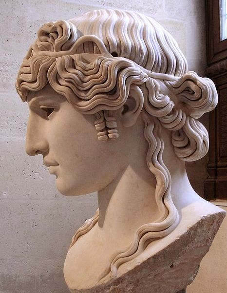 Ancient Greek Hairstyles | ... bust of Antinous, c. 130 AD." Image Source: Wiki via Ancient Hair Frascati Italy, Parted Hair, Roman Hair, Greek Hair, Imperiul Roman, Ancient Roman Art, Roman Statue, Classic Sculpture, Rome Antique