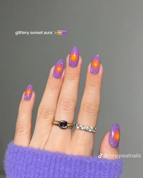 Funky Purple Nails, Aura Nail Designs, Aura Nail, Sunset Nails, Bridesmaids Nails, Aura Nails, Confetti Nails, Aurora Nails, Airbrush Nails