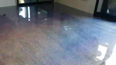 Tutorial: How to diy glitter floor – Lrisy Glitter Floor, Glitter Room, Concrete Epoxy, Painted Wood Floors, Garage Floor Coatings, Painted Concrete Floors, Diy Glitter, Goth Home Decor, Cement Floor