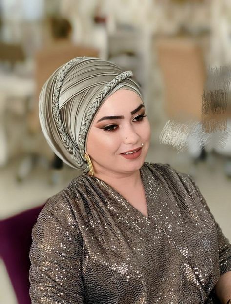 Headwrap Styles, Wedding Hijab Styles, Bridal Hijab Styles, Islamic Fashion Dresses, Turban Hijab, Designer Headbands, Head Wrap Styles, Mode Turban, Hair Scarf Styles