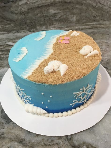 Beach Fondant Cake, Simple Ocean Cake, Sea Cake Design, Cake Ideas Beach, Ocean Beach Cake, Beach Cake Ideas, Dolphin Birthday Cakes, Pool Birthday Cakes, Beach Theme Cake