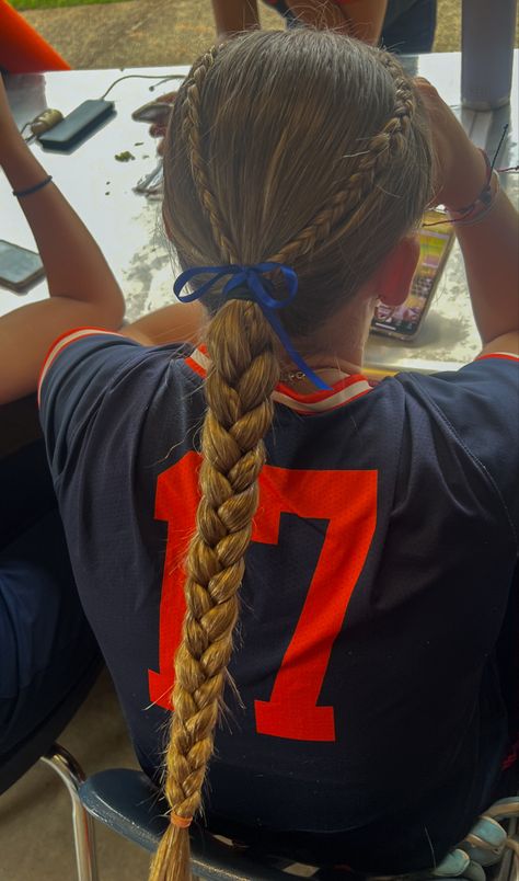 Volleyball Hair, Braided Sporty Hairstyles, Tennis Hairstyles, Football Hairstyles, Track Hairstyles, Running Hairstyles, Soccer Hairstyles, Soccer Hair, Basketball Hairstyles