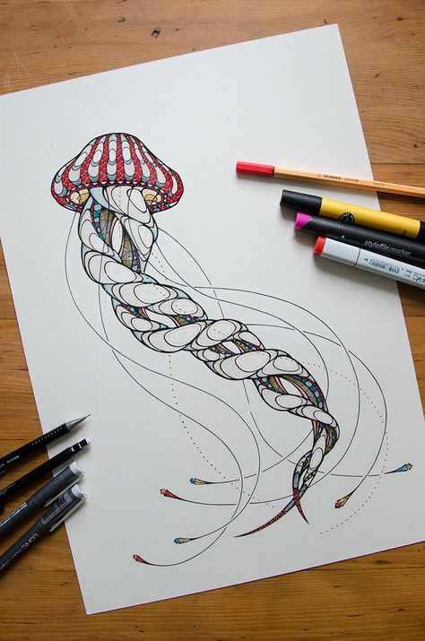 Jellyfish Drawing, Jellyfish Art, Tangle Art, Tangle Patterns, Zentangle Drawings, Zentangle Art, Zentangle Patterns, The Animals, A Drawing