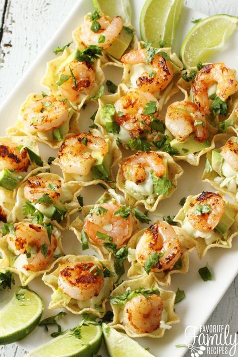 Shrimp Taco Bites, Pickle Platter, Shrimp Appetizer Recipes, Taco Bites, Shrimp Taco, Shrimp Appetizers, Best Appetizer Recipes, Shrimp Recipes Easy, Appetizer Bites