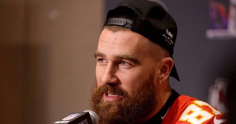 Why Is A Backwards Baseball Hat So Sexy? Backwards Hat, Fresh Haircut, Long Beards, Nfl Season, Travis Kelce, Luck Charm, Beard Trimming, Fade Haircut, Look In The Mirror