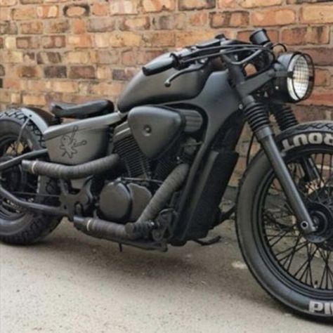 Honda VT 600 Shadow by Voodoo Honda Shadow 600, Honda Shadow Bobber, Shadow Bobber, Honda Bobber, Custom Bobber, Custom Cycles, Honda Shadow, Motorcycle Travel, Bobber Bikes