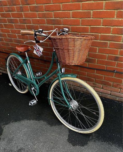 Vintage Bikes With Basket, Bike With Basket, Vintage Bikes, Bicycle, Bike, Birthday