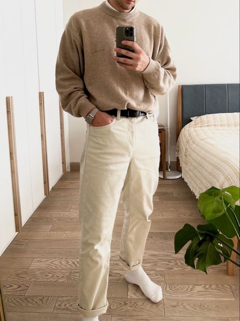 Old Money Aesthetic Outfit Men Fall, Fall Outfits Aesthetic Man, Male Fashion Old Money, Male Fall Fashion 2023, Old Money Mens Style Fall, Mens Style 2023 Fall, Fall 2023 Outfits Men, Men Fashion Fall 2023, Men Fall Outfits Old Money