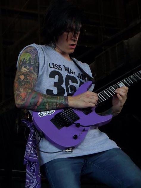 Jacky Jacky Vincent, Emo Men, Escape The Fate, Ronnie Radke, All The Small Things, Falling In Reverse, Love To Meet, Black Veil Brides, Pierce The Veil