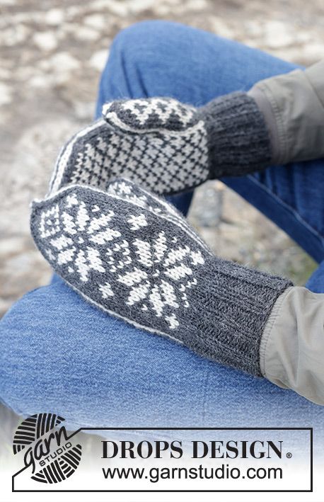 Colorwork Mittens Free Pattern, Mittens Free Knitting Pattern, Flip Top Mittens Knitting Pattern, Penguin Knitting Pattern, Selbu Mittens Free Pattern, Sweater Mittens Pattern Free Printable, Free Mitten Knitting Patterns, Selbu Mittens, Diy Mittens