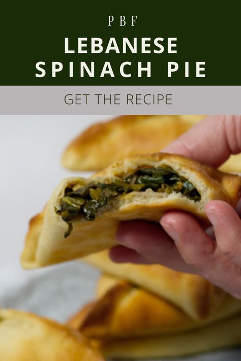 Lebanese Spinach, Fatayer Recipe, Spinach Pie Recipe, Spinach Pies, Spinach Filling, Savory Pastries, Vegan Spinach, Spinach Recipe, Lebanese Cuisine