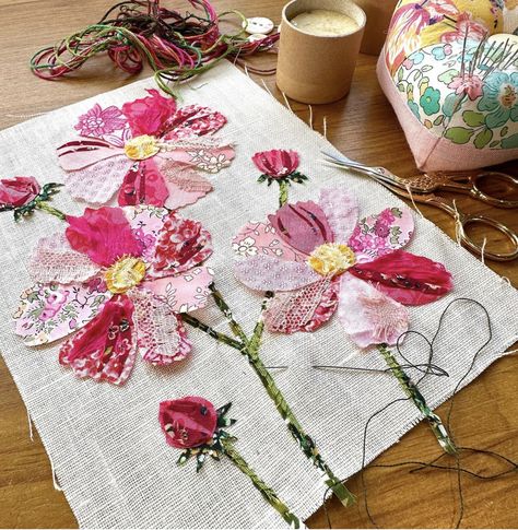 Patch Work Embroidery, Appliqué Flowers, Applique Art, Textile Art Embroidery, Scrap Fabric Crafts, Applique Quilt Patterns, Flower Quilts, Free Motion Embroidery, Applique Quilting