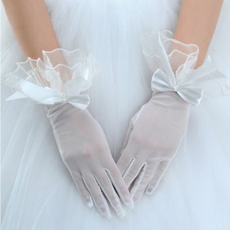 Photo Spring Bow, Silk Gloves, White Bride, Wedding Gloves, Bridal Gloves, Lace Gloves, Long Gloves, Wedding Bows, 2017 Fashion