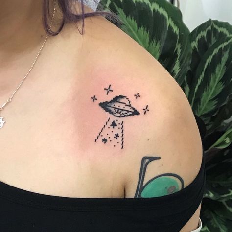 Planet Her Tattoo, Pixel Art Tattoo Ideas, Space Invaders Tattoo, Small Ufo Tattoo, Ufo Tattoo Simple, Pixel Tattoo Ideas, Pixelated Tattoo, Ufo Tattoo Design, Owen Tattoo