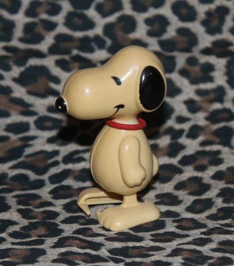 Snoopy Wind Up Toy 1970s Toys, Procter And Gamble, Wind Up Toy, Vintage Snoopy, Toys Collection, Wind-up Toys, Vintage Memory, Oldies But Goodies, Good Ole