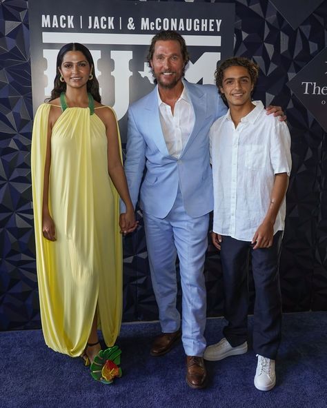 Matthew McConaughey, Camila Alves Bring Son Levi to Gala: Photo Levi Mcconaughey, Camilla Alves, Age Difference Relationship, Camila Mcconaughey, Ghosts Of Girlfriends Past, Galas Photo, Hollywood Couples, Celebrity Kids, Celebrity Moms