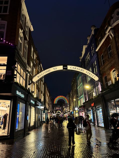 London Night Life, Carnaby Street London, Carnaby Street, London Night, Highlight Icons, London Street, London Life, Central London, Sydney Harbour Bridge