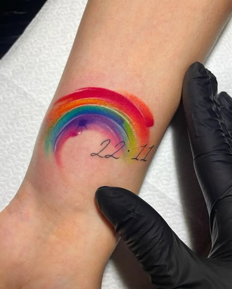 Colorful Tattoos For Women Watercolors, Rainbow Wrist Tattoo, Rainbow Tattoos For Women, Rainbow Baby Tattoo Ideas, Rainbow Baby Tattoo, Rainbow Tattoo Ideas Unique, Rainbow Tattoo Ideas, Pride Tattoo Ideas, Baby Tattoo Ideas