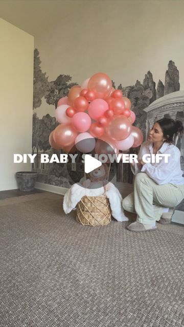 How To Create A Hot Air Balloon With Balloons, Hot Air Balloon Diy How To Make, Hot Air Balloon Baby Basket, Gifts In Balloons, Mini Hot Air Balloon Diy, Dollar Tree Hot Air Balloon Basket, Baby Shower Open Gift Display Ideas, Diy Air Balloon Basket, How To Make A Hot Air Balloon Basket