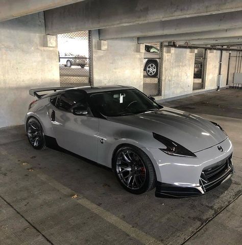 Nissan 370z Wide Body Kit, 370z Build, Nissan Aesthetic, Nissan 370z Custom, 370z Nissan, Blacked Out Cars, Dream Cars Lexus, Cars Nissan, Z Car