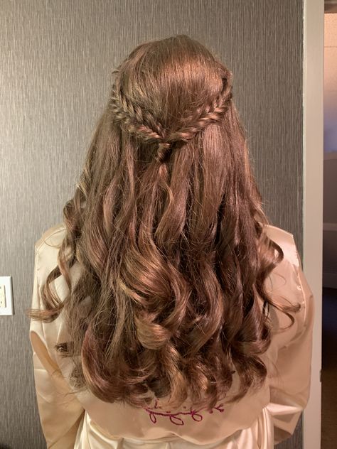 Braid Crown With Curls, Fishtail Braid Crown, Braid Crown Wedding, Curled Ends Hair, Bridgerton Prom, Curled Hair With Braid, Princess Braid, Braid Crown, Fishtail Hairstyles