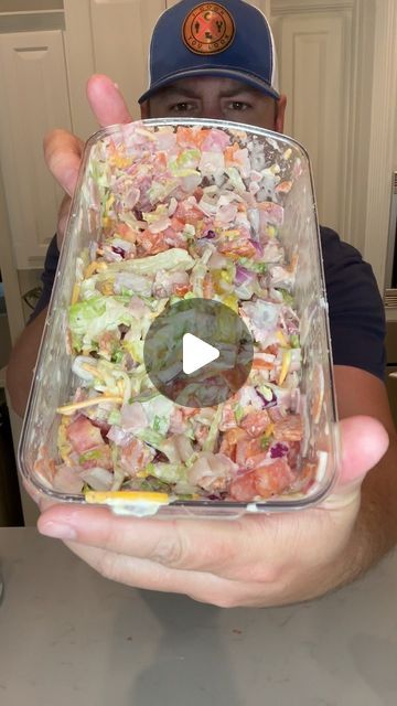 Austin Dennis on Instagram: "Sub in a tub! #subinatub #salad #easyrecipes #icookyoulook🔥" Taco Salad In A Jar Recipes, Sun In A Tub Salad, Sub In A Tub Meal Prep, Delicious Salad Recipes Healthy, Sub In A Tub Salad Meal Prep, Sub Sandwich In A Bowl, Italian Sub In A Tub Recipe, Chopped Sub In A Tub, Sub Tub Salad