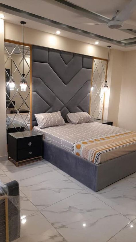 Here is the beautiful wall penal bedroom set along with cushion tufting work to moderte home beauty! Bad Room Design, Bedroom Design Styles, Luxury Room Bedroom, Corner Sofa Design, Bedroom Interior Design Luxury, Bedroom Door Design, Modern Bedroom Interior, Luxury Bedroom Design, Bedroom False Ceiling Design