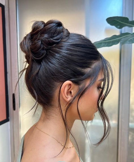 Summer Updo Hairstyles 2024: Elegant, Simple Styles for Every Woman Summer Updo Hairstyles, Summer Updos, Summer Updo, Romantic Updo, Best Hair Care Products, Up Dos For Medium Hair, Peinados Recogidos, Hair Control, Wedding Hair Inspiration